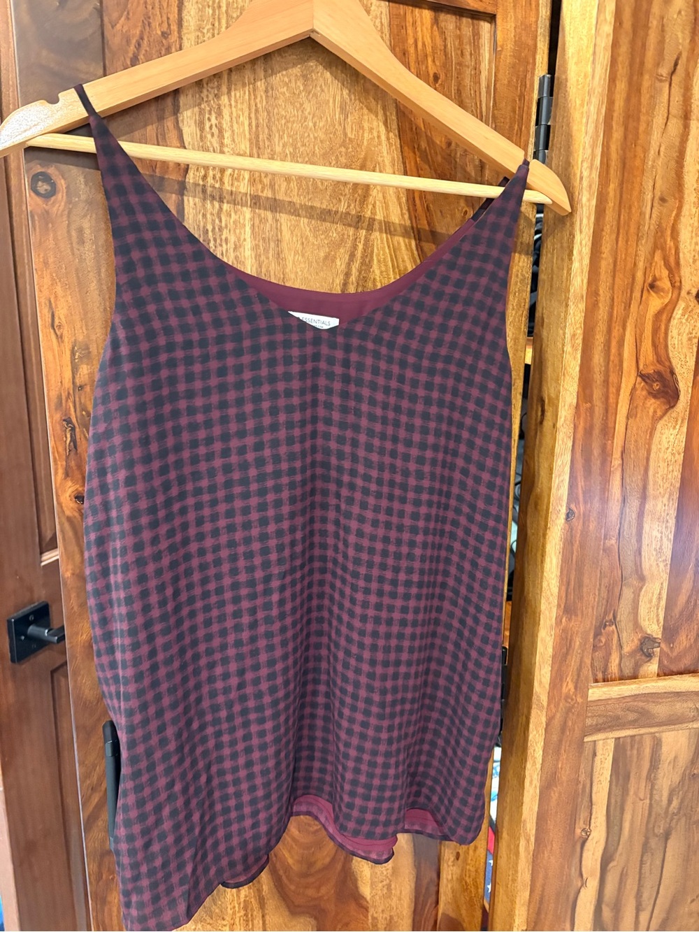 Reitmans Burgundy and Black Checked Cami